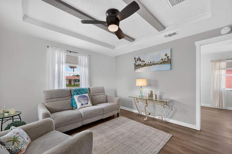 1 bedroom Single Family Residence at 601 Robin Road #A, Ocean Village, Ormond Beach — photo 4