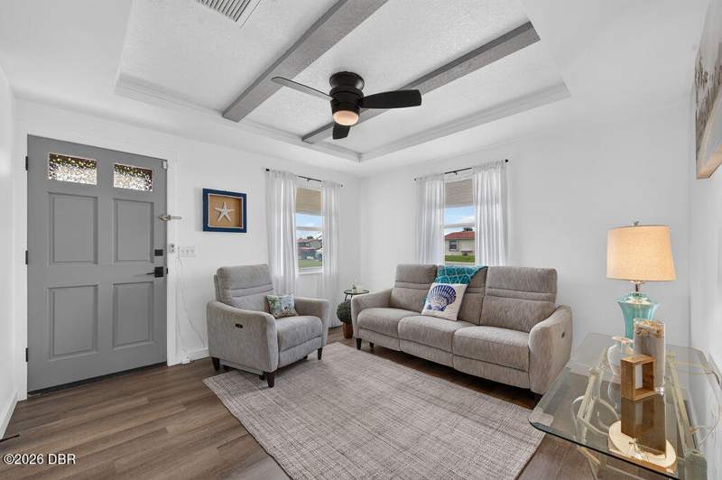 1 bedroom Single Family Residence at 601 Robin Road #A, Ocean Village, Ormond Beach — photo 3