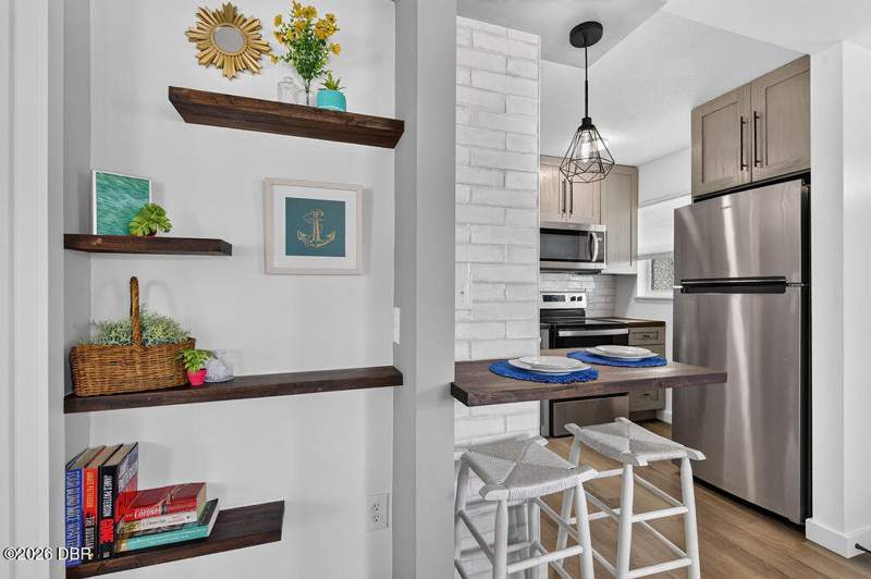 1 bedroom Single Family Residence at 601 Robin Road #A, Ocean Village, Ormond Beach — photo 5