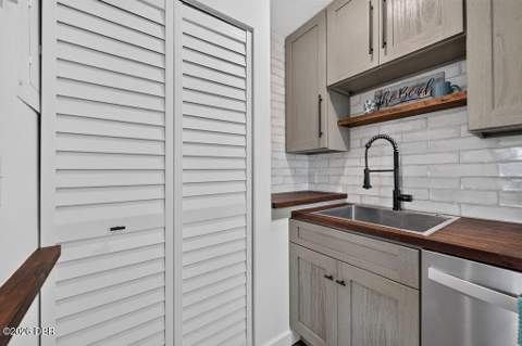 601 Robin Road #A, Ormond Beach FL - photo 8 of 40