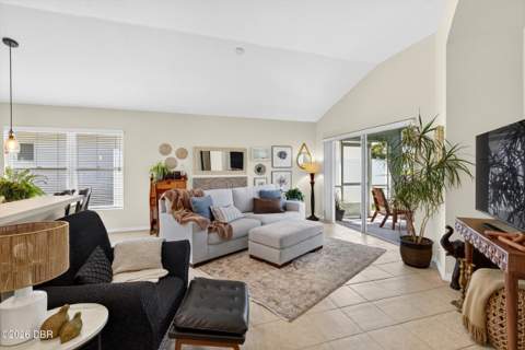 6773 Calistoga Circle, Port Orange FL - photo 15 of 45