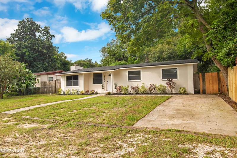 3 bedroom Single Family Residence at 1512 Old Kings Road, Highland Park, Daytona Beach — photo 2