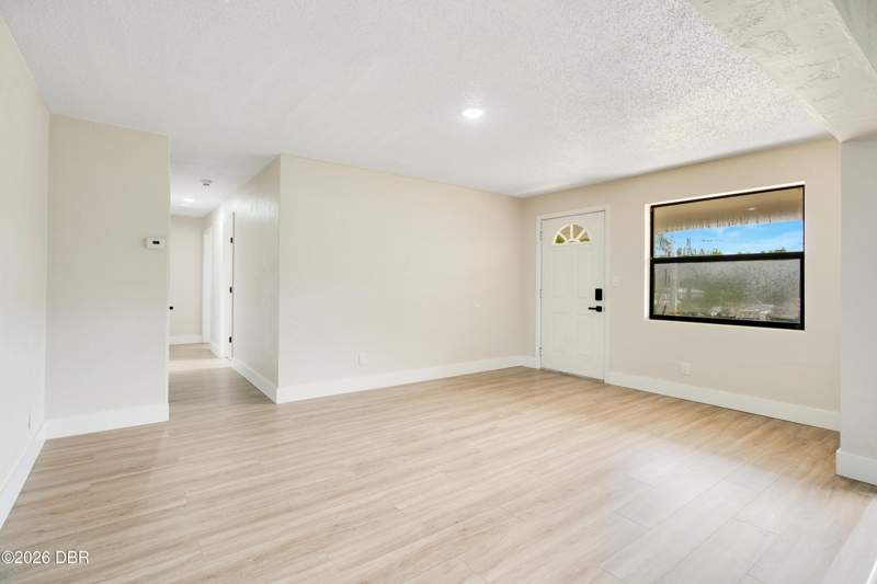 3 bedroom Single Family Residence at 1512 Old Kings Road, Highland Park, Daytona Beach — photo 3