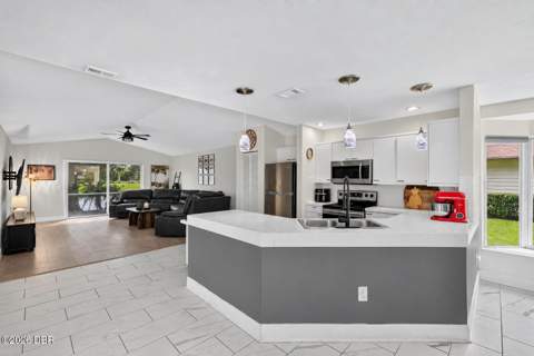 34 Treetop Circle, Ormond Beach FL - photo 19 of 62