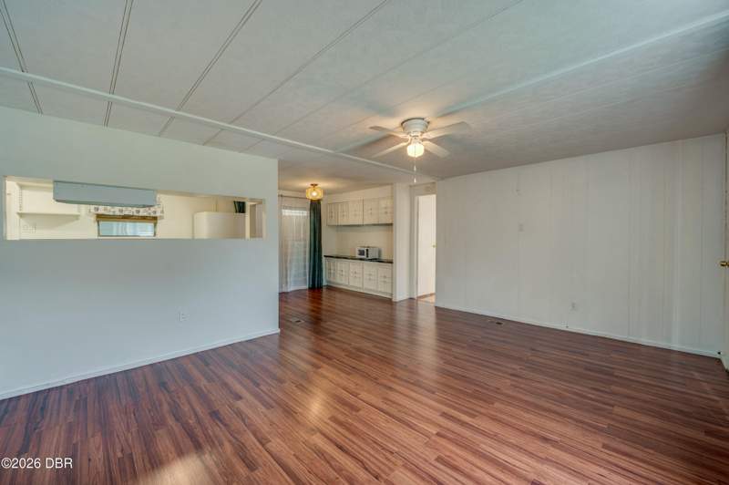 2 bedroom Manufactured Home at 128 Kon Tiki Terrace, Barefoot Park, Port Orange — photo 4