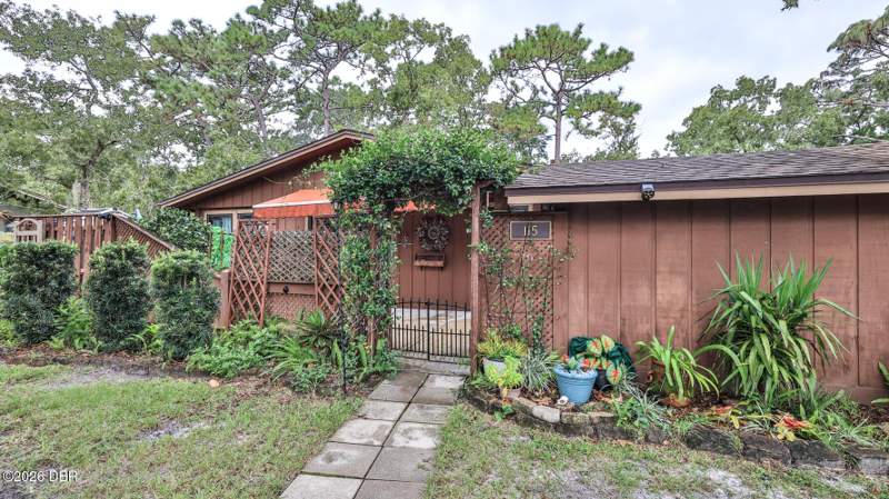 2 bedroom Single Family Residence at 115 Cypress Pond Road, Summer Trees, Port Orange — photo 2