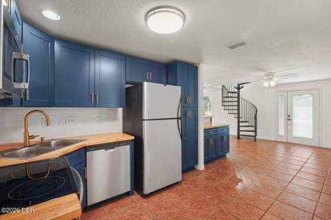 64 Ocean Shore Drive, Ormond Beach FL - photo 7 of 31