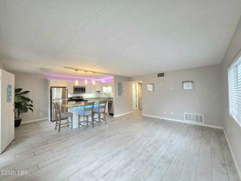 405 N Halifax Avenue #101, Daytona Beach FL - photo 8 of 20