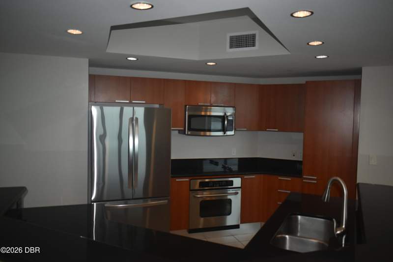 3 bedroom Single Family Residence at 231 Riverside Drive #501, Marina Grande On The Halifax, Holly Hill — photo 5