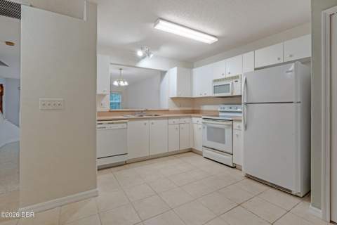 217 Arborvue Trail, Ormond Beach FL - photo 9 of 32