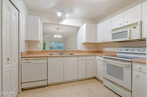 217 Arborvue Trail, Ormond Beach FL - photo 7 of 32