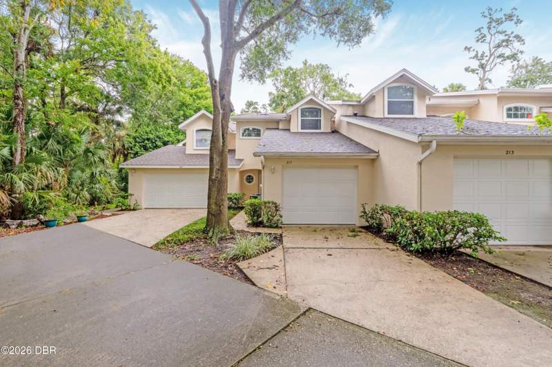 2 bedroom Single Family Residence at 217 Arborvue Trail, Lakebridge, Ormond Beach — photo 2