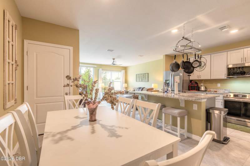 2 bedroom Townhouse at 84 Bella Lago Circle, Bella Oaks, Port Orange — photo 4