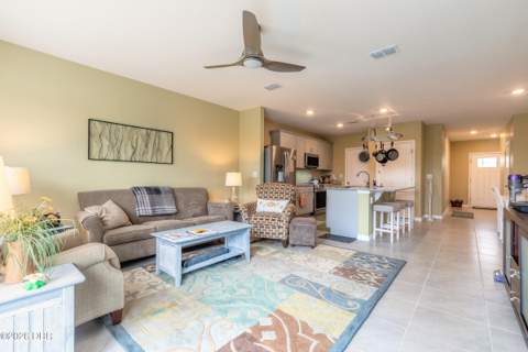 84 Bella Lago Circle, Port Orange FL - photo 15 of 38