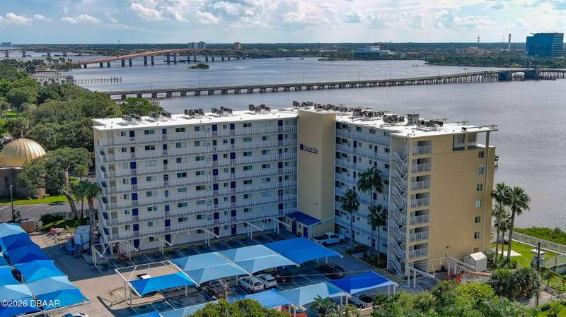 2 bedroom Condominium at 145 N Halifax Avenue #705, Harbor View Condo, Daytona Beach — photo 3