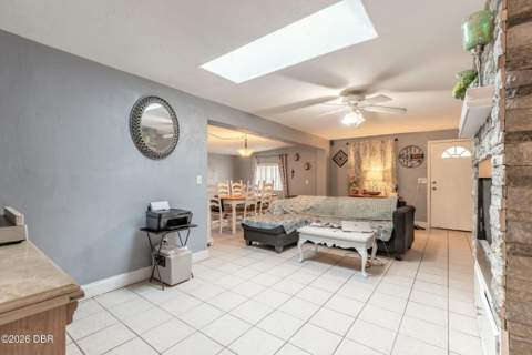 1941 Forest Avenue, Daytona Beach FL - photo 6 of 36