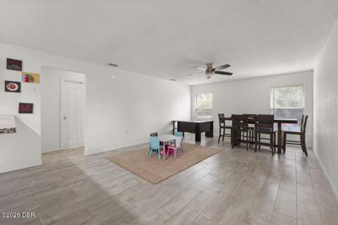 1725 Hernando Avenue, Deltona FL - photo 8 of 33