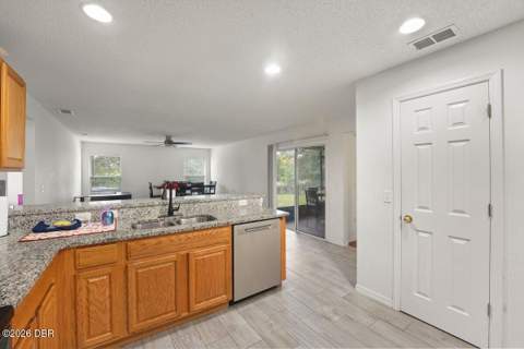 1725 Hernando Avenue, Deltona FL - photo 12 of 33