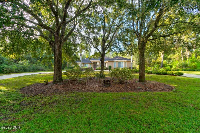 4 bedroom Single Family Residence at 2679 Winnemissett Oaks Drive, DeLand, DeLand — photo 2