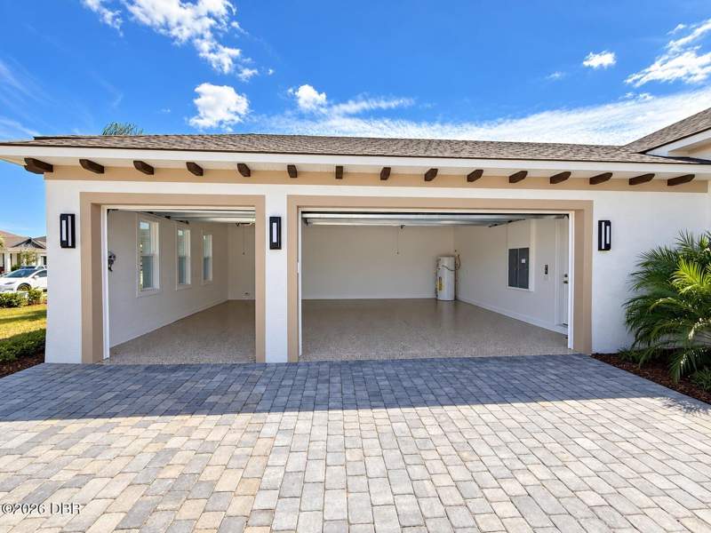 3 bedroom Single Family Residence at 323 Mosaic Boulevard, Mosaic, Daytona Beach — photo 2