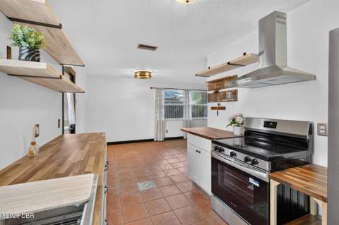 119 Bigelow Drive, Edgewater FL - photo 8 of 24