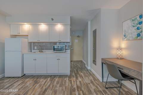 1909 S Atlantic Avenue #724, Daytona Beach Shores FL - photo 7 of 41