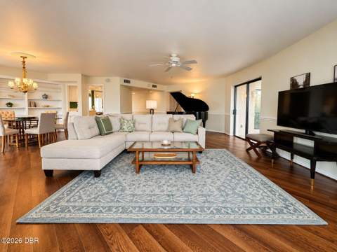 944 S Peninsula Drive, Daytona Beach FL - photo 10 of 67