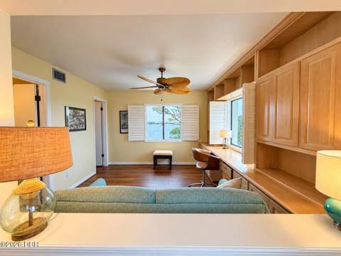 944 S Peninsula Drive, Daytona Beach FL - photo 15 of 67