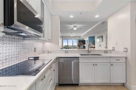 102 Yacht Harbor Drive #567, Palm Coast FL - photo 17 of 60