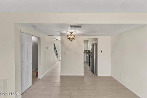 2200 S Palmetto Avenue #F3, South Daytona FL - photo 8 of 31