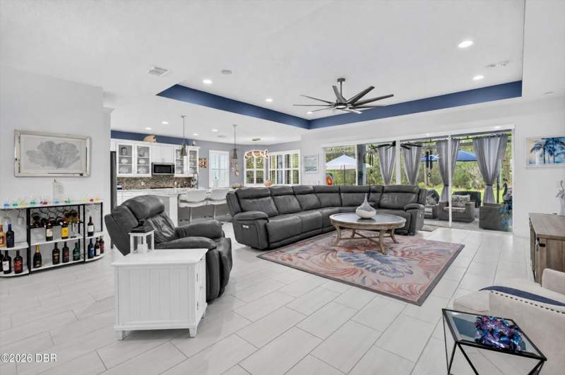 3 bedroom Single Family Residence at 879 Attitude Avenue, Latitude, Daytona Beach — photo 4