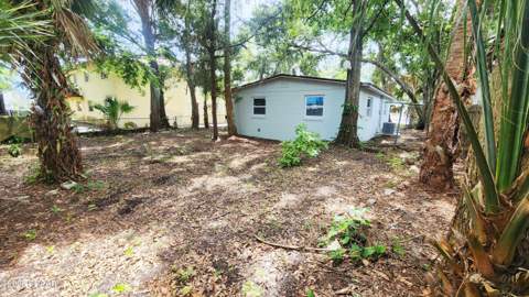 128 Kingston Avenue, Daytona Beach FL - photo 11 of 52