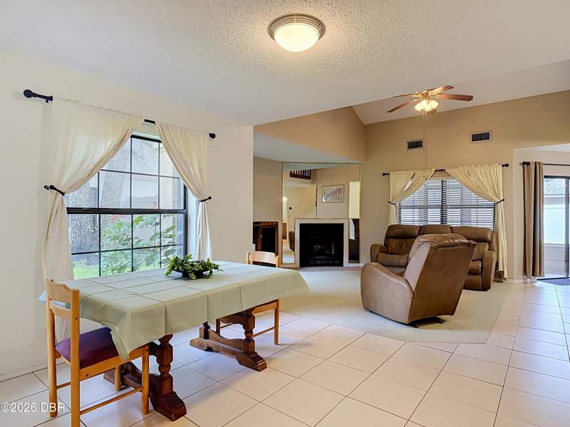 3 bedroom Townhouse at 6183 Sequoia Drive, Riverwood Plantation, Port Orange — photo 4