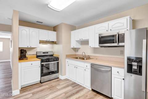 141 W Connecticut Avenue, Edgewater FL - photo 7 of 26