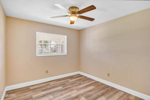 141 W Connecticut Avenue, Edgewater FL - photo 11 of 26