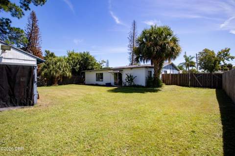 141 W Connecticut Avenue, Edgewater FL - photo 23 of 26