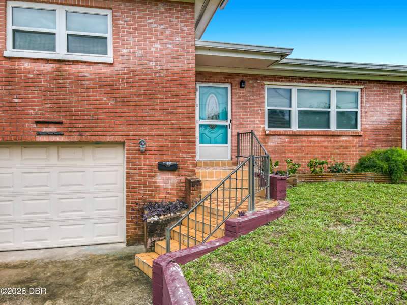2 bedroom Single Family Residence at 256 Morningside Avenue, Ortona, Daytona Beach — photo 2