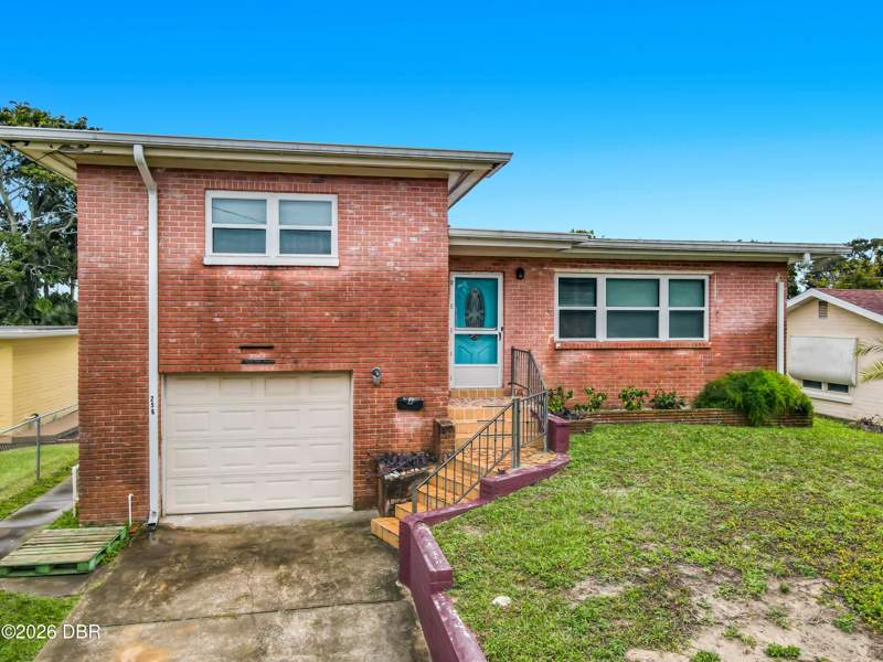 2 bedroom Single Family Residence at 256 Morningside Avenue, Ortona, Daytona Beach — photo 3
