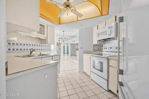 1 NW Oceans West Blvd Boulevard #8A2, Daytona Beach Shores FL - photo 6 of 59