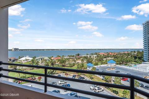 1 NW Oceans West Blvd Boulevard #8A2, Daytona Beach Shores FL - photo 14 of 59