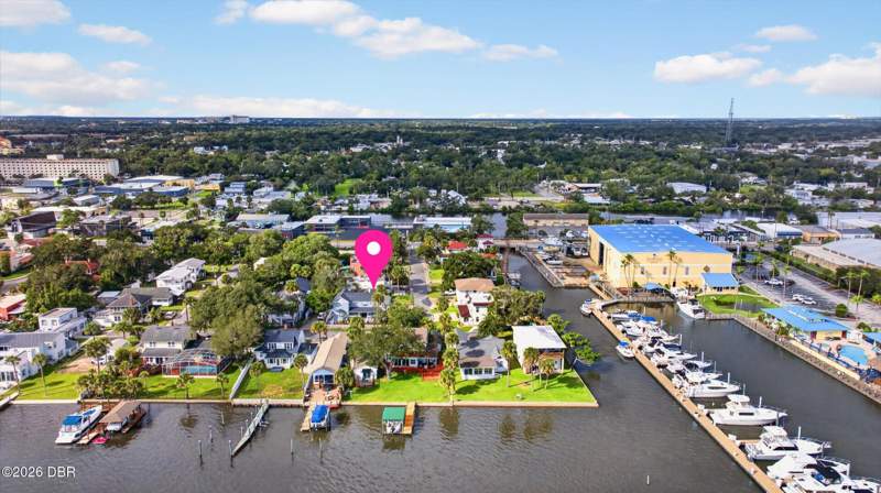 2 bedroom Single Family Residence at 265 Lexington Drive, Virginia Park, Daytona Beach — photo 2