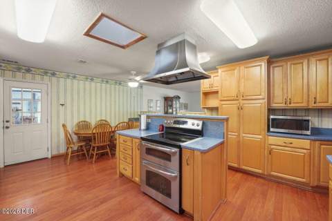 42 S St Andrews Drive, Ormond Beach FL - photo 11 of 37