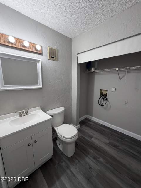 2028 Oak Meadow Circle, South Daytona FL - photo 9 of 22