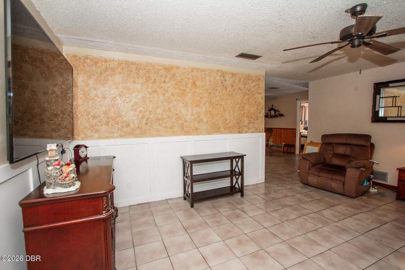 3 bedroom Single Family Residence at 1214 S Tracy Drive, Willow Run, Port Orange — photo 3