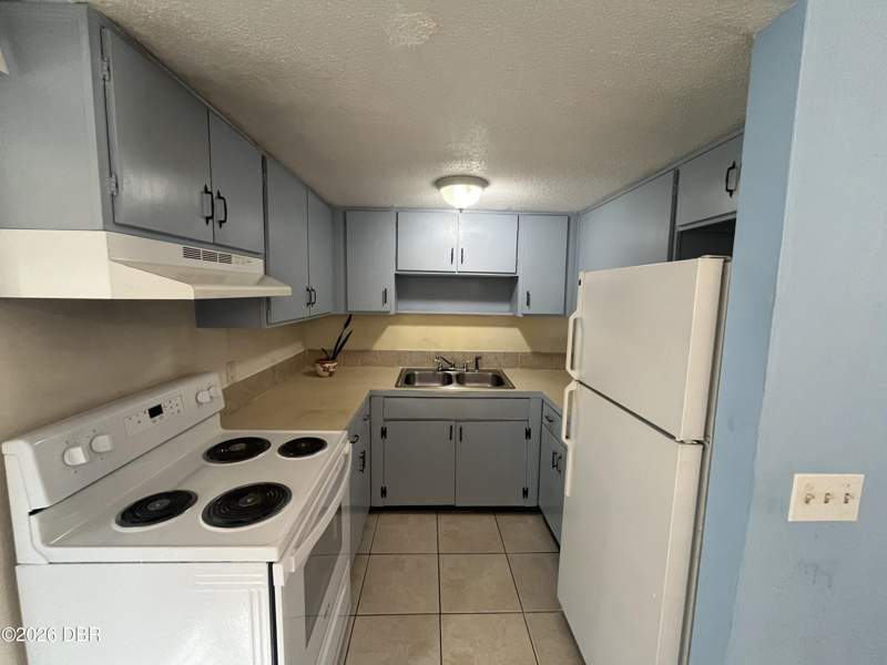 2 bedroom Townhouse at 1600 S Palmetto Avenue #109, River Golf Townhouses, South Daytona — photo 5