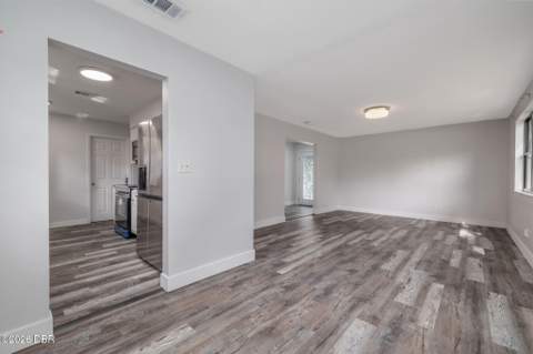 624 Dixie Lane, South Daytona FL - photo 8 of 23