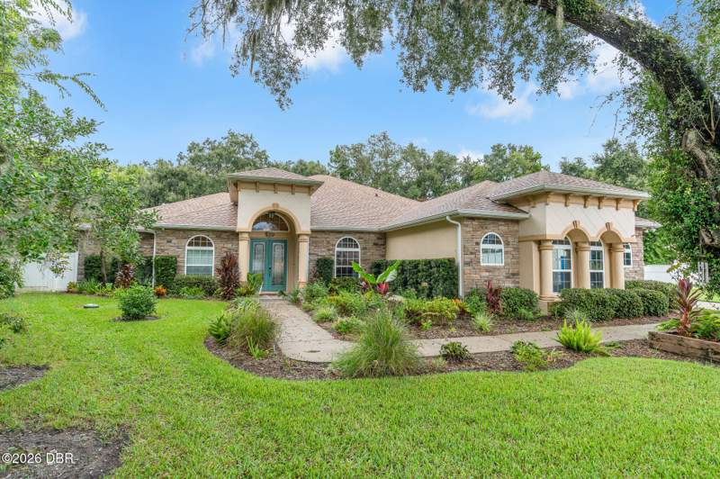 4 bedroom Single Family Residence at 3384 Country Manor Drive, Hammock Lake Estates, South Daytona — photo 4