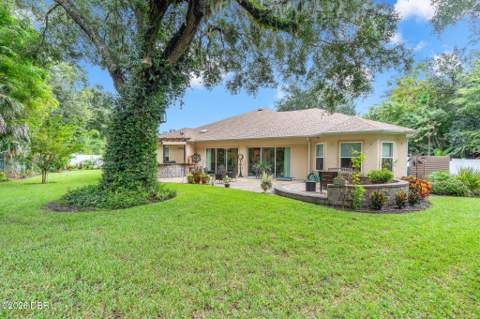 3384 Country Manor Drive, South Daytona FL - photo 8 of 39