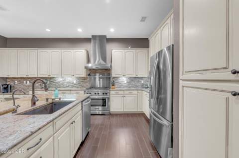3384 Country Manor Drive, South Daytona FL - photo 24 of 39