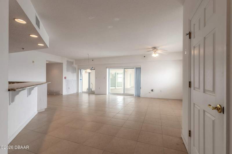 3 bedroom Condominium at 5300 S Atlantic Avenue #3-605, Ocean Walk Condo At New Smyrna Beach - Building No. 3, A Condo, New Smyrna Beach — photo 5